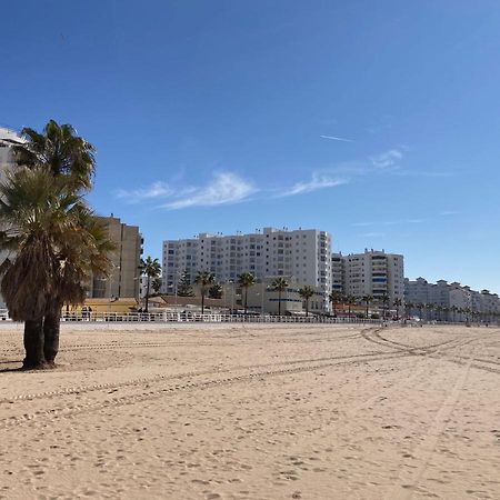 エル・プエルト・デ・サンタ・マリアAtico Valdelagrana Playa - Aire Acondicionado Y Piscinaアパートメント エクステリア 写真